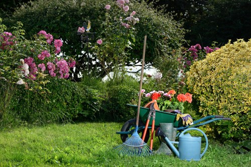 Logo or icon representing gardening services in Thornton Heath
